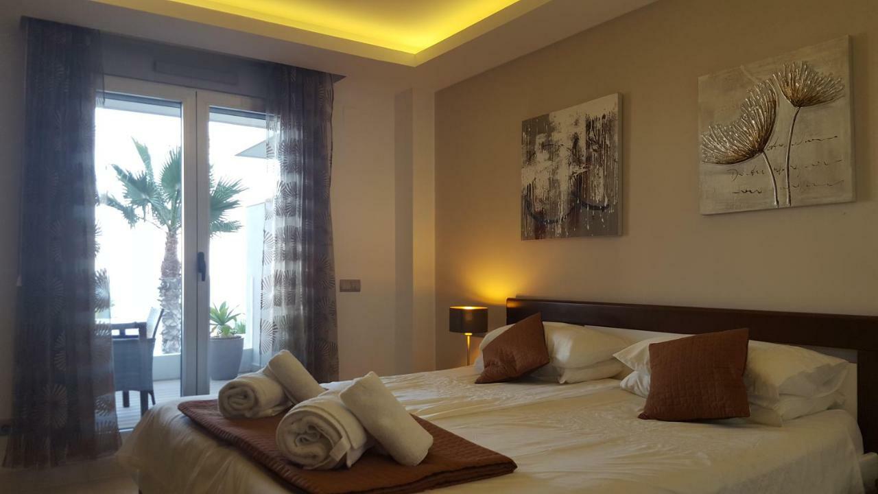 Horizon Beach Apartment Estepona Buitenkant foto